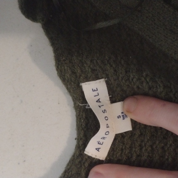 Aeropostale dark green sweater size small knit - Picture 7 of 7